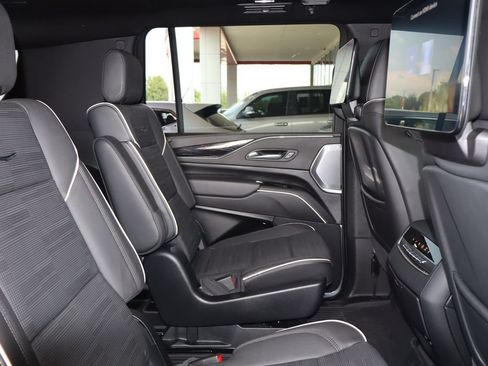 Used 2023 Cadillac Escalade ESV Sport w/ Touring Package AWD/4WD image 49
