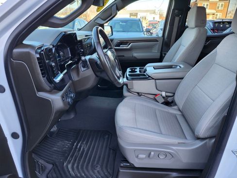 Used 2025 Chevrolet Silverado 1500 LT image 19