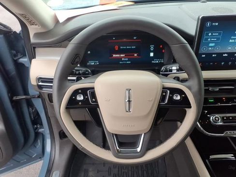 Used 2024 Lincoln Corsair AWD w/ Equipment Group 101A image 18