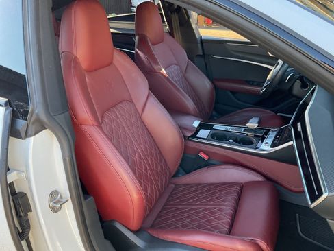 Used 2022 Audi S7 Prestige w/ Prestige Package image 22