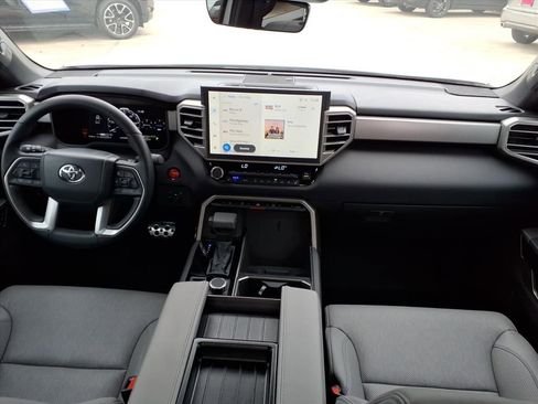 Used 2025 Toyota Tundra Limited image 14