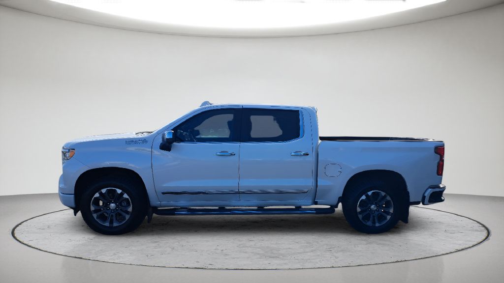 Used 2022 Chevrolet Silverado 1500 High Country w/ Z71 Off-Road Package AWD/4WD image 8