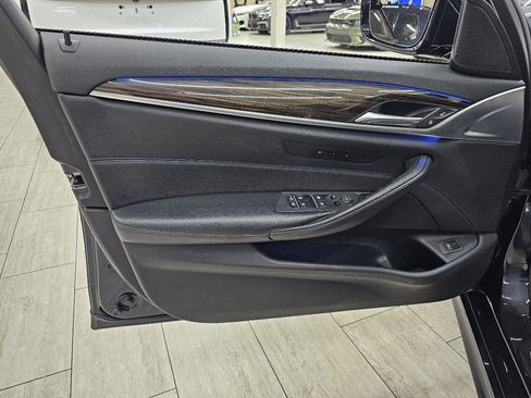 Used 2019 BMW 530i w/ M Sport Package RWD image 43