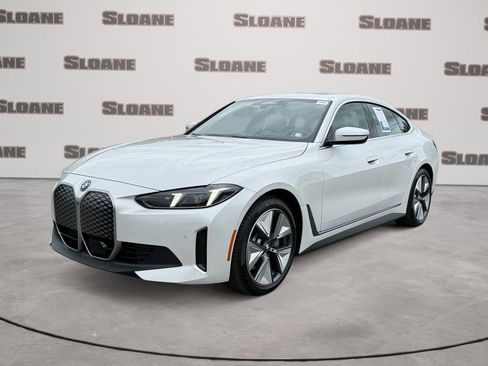 Certified 2025 BMW i4 xDrive40i AWD/4WD image 1