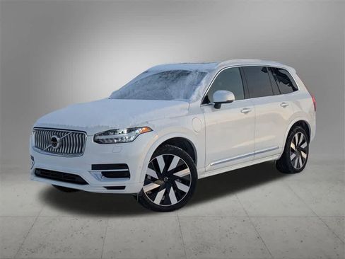 Used 2025 Volvo XC90 T8 Plus w/ Protection Package Premier image 1