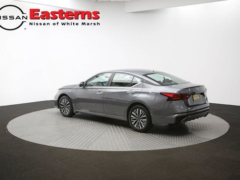 Used 2024 Nissan Altima 2.5 SV w/ SV Premium Package AWD/4WD image 63