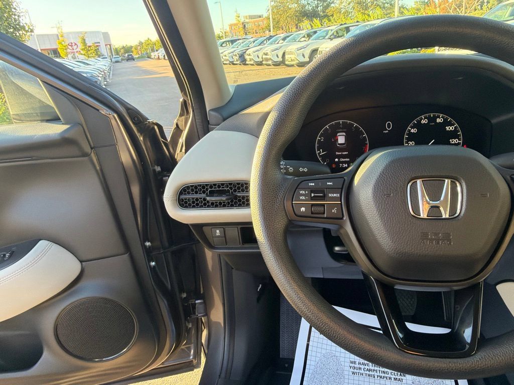 Used 2024 Honda HR-V LX image 26