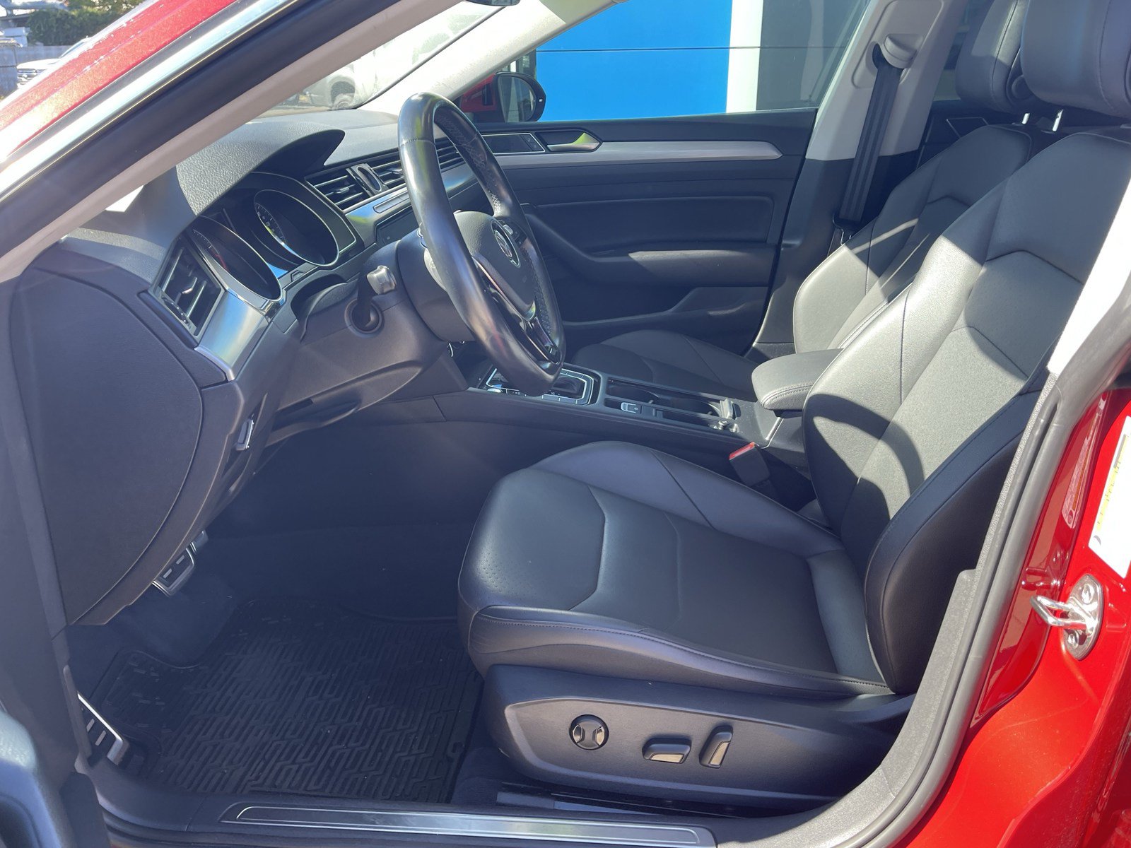 Used 2019 Volkswagen Arteon SE AWD/4WD image 11