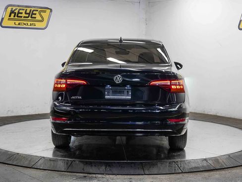 Used 2019 Volkswagen Jetta SEL FWD image 3