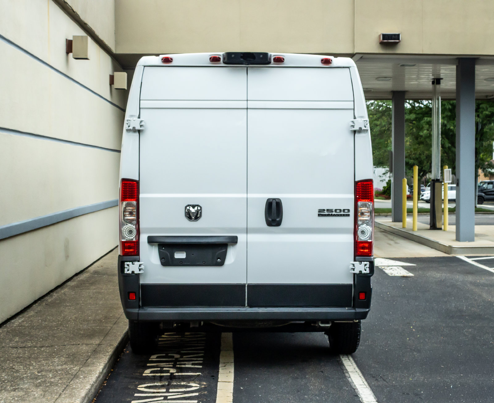 Used 2023 RAM ProMaster 2500 FWD image 6