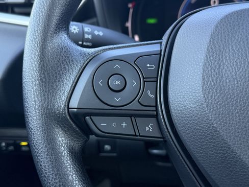 Used 2026 Toyota Corolla LE image 25