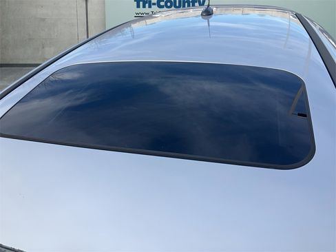 Used 2015 Ford Focus Titanium image 39