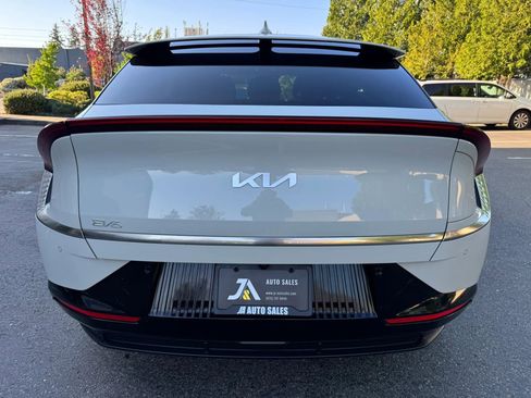 Used 2022 Kia EV6 Wind AWD/4WD image 9