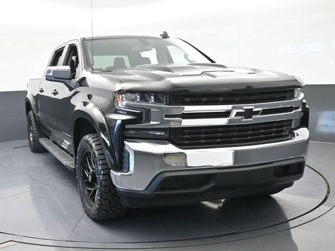 Used 2021 Chevrolet Silverado 1500 LT image 9