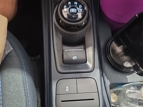Used 2025 Ford Maverick XLT FWD image 12
