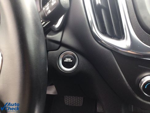 Used 2024 Chevrolet Equinox LT image 18