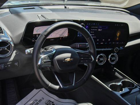 Used 2024 Chevrolet Blazer EV LT AWD/4WD image 14