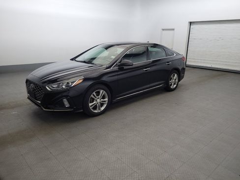 Used 2018 Hyundai Sonata Sport FWD image 2