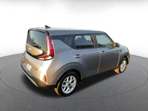 Used 2025 Kia Soul LX w/ LX Technology Package image 15