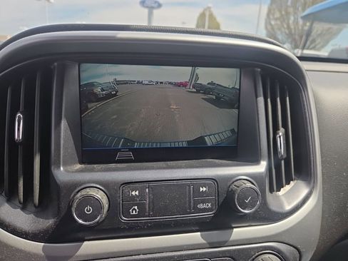 Used 2021 Chevrolet Colorado LT w/ Safety Package image 14