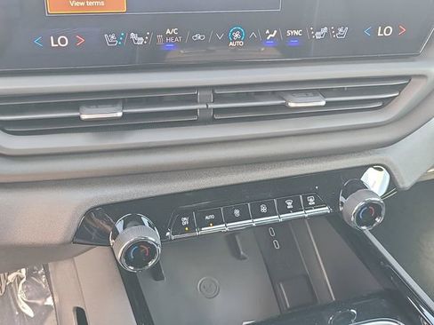 New 2026 Chevrolet Silverado EV LT w/ Plus Package AWD/4WD image 29