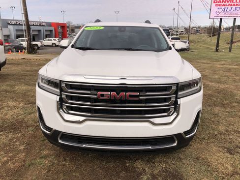 Used 2023 GMC Acadia SLE w/ Driver Convenience Package image 8