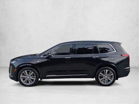 Used 2024 Cadillac XT6 Premium Luxury image 9