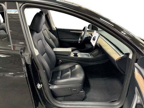 Certified 2023 Tesla Model Y Performance AWD/4WD image 13