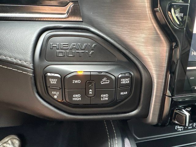 Used 2025 RAM 2500 Power Wagon AWD/4WD image 40
