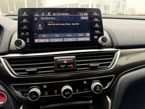 Used 2021 Honda Accord Sport image 18