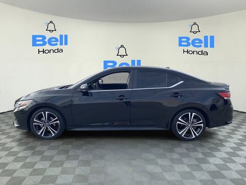 Used 2023 Nissan Sentra SR w/ SR Premium Package image 2