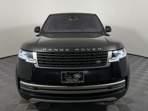 Used 2023 Land Rover Range Rover SE AWD/4WD image 6