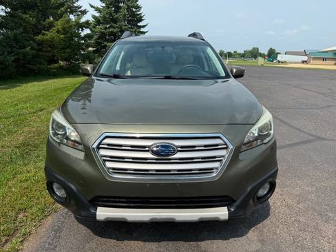 Used 2015 Subaru Outback 2.5i Limited AWD/4WD image 5