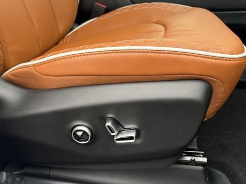 New 2026 Chrysler Pacifica Pinnacle image 49