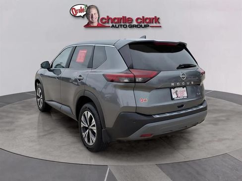Certified 2023 Nissan Rogue SV FWD image 5