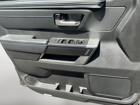 Certified 2024 Toyota Sequoia Platinum AWD/4WD image 11