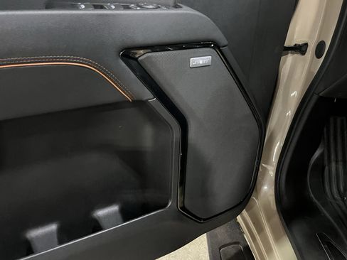 Used 2023 GMC Sierra 1500 AT4 w/ AT4 Premium Package image 19