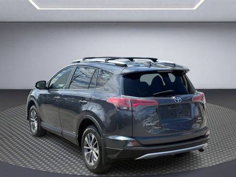 Used 2016 Toyota RAV4 XLE AWD/4WD image 5