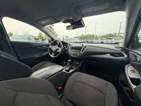 Used 2023 Chevrolet Malibu LT FWD image 9