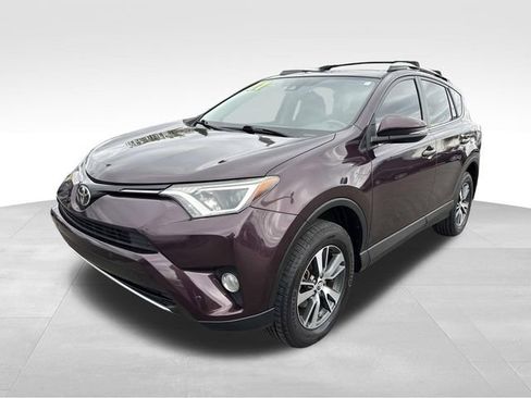 Used 2017 Toyota RAV4 XLE FWD image 9