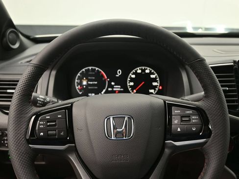 New 2026 Honda Ridgeline Black Edition image 10
