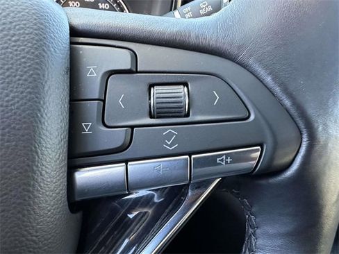 Used 2024 Cadillac XT6 Premium Luxury image 32