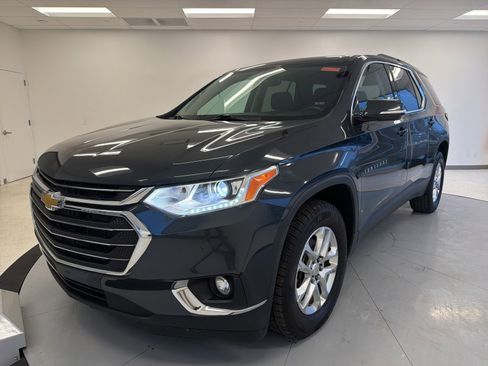 Used 2019 Chevrolet Traverse LT w/ LPO, Floor Liner Package image 3
