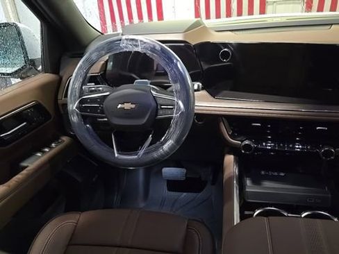 New 2026 Chevrolet Tahoe High Country AWD/4WD image 25