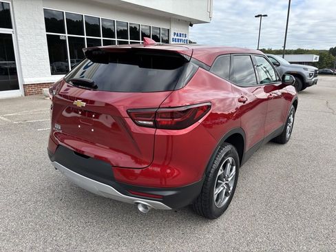 Used 2023 Chevrolet Blazer LT w/ Driver Confidence Package image 7