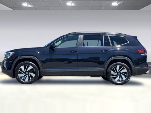 Used 2026 Volkswagen Atlas SE AWD/4WD image 2
