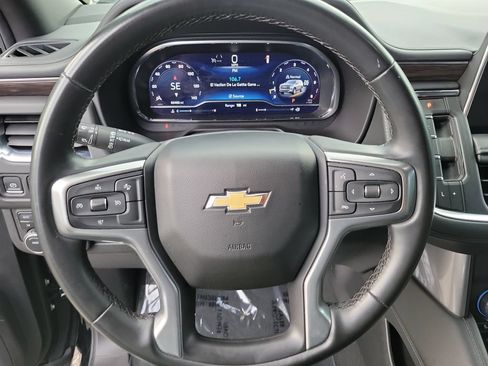 Used 2024 Chevrolet Suburban LT AWD/4WD image 30