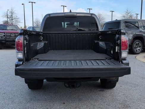 Used 2021 Toyota Tacoma TRD Off-Road w/ TRD Premium Off Road Package image 16