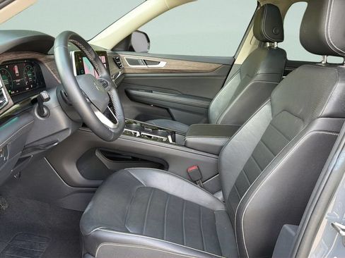 Certified 2025 Volkswagen Atlas SEL AWD/4WD image 31