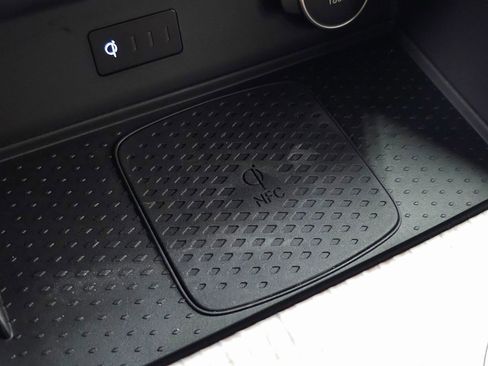 New 2025 Genesis GV80 3.5T Prestige image 32